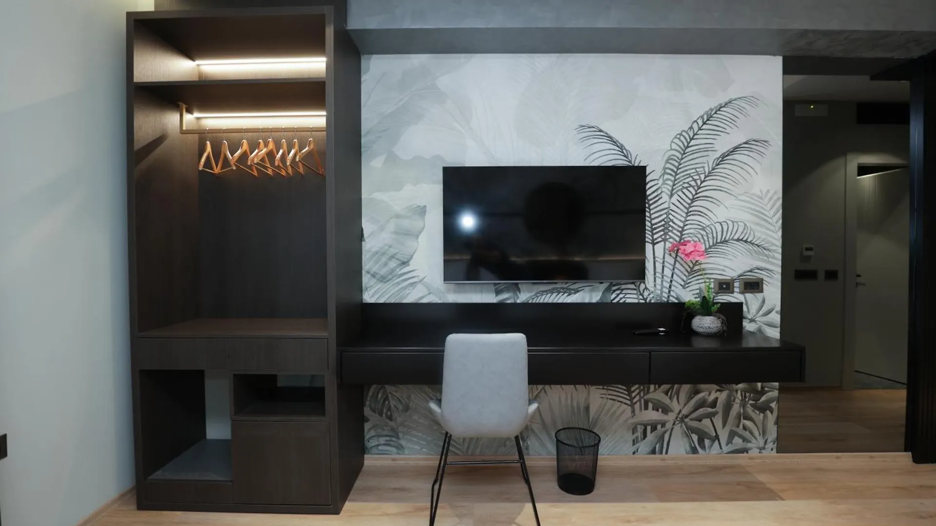 טיראנה Gremmy Boutique Hotel