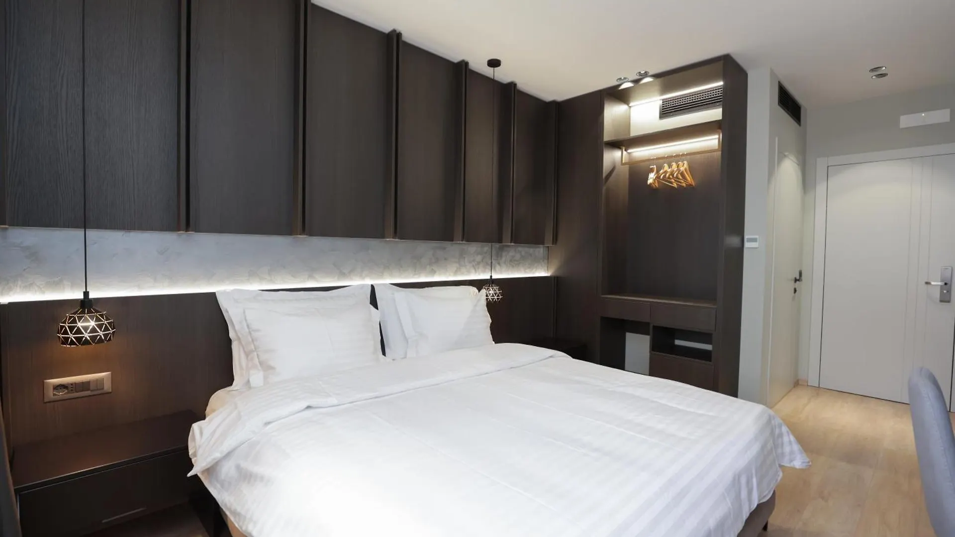 טיראנה Gremmy Boutique Hotel אלבניה