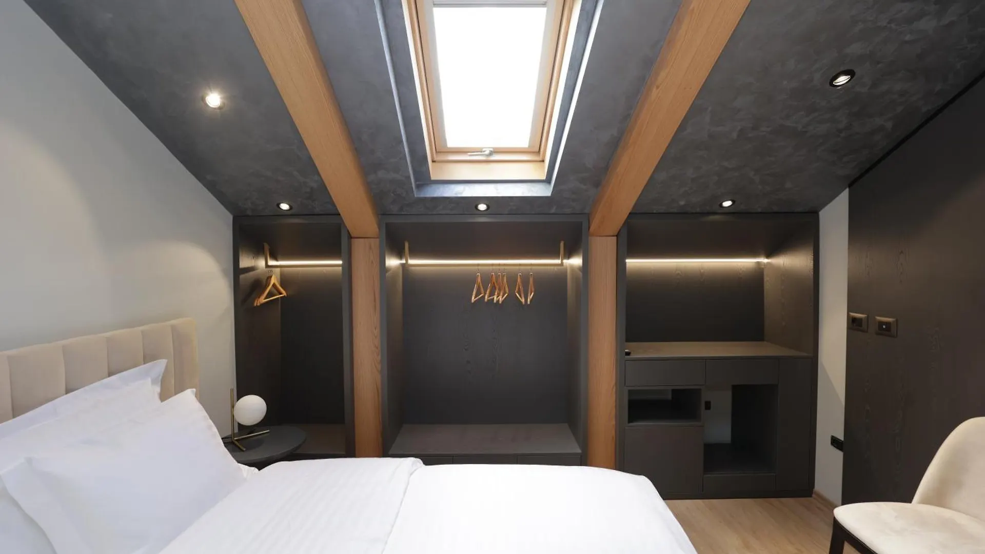 Gremmy Boutique Hotel Tirana 4*,  Albania